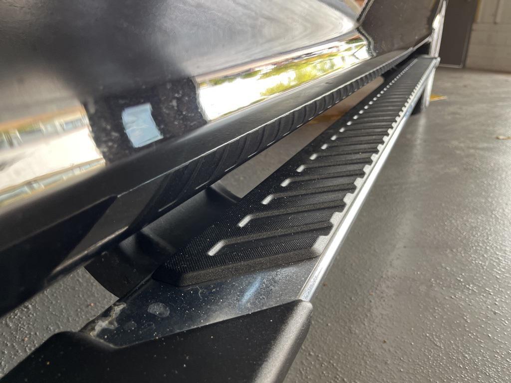 used 2020 Ford F-150 car, priced at $21,049