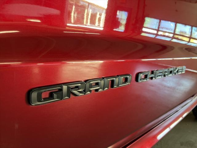 used 2021 Jeep Grand Cherokee car, priced at $32,221