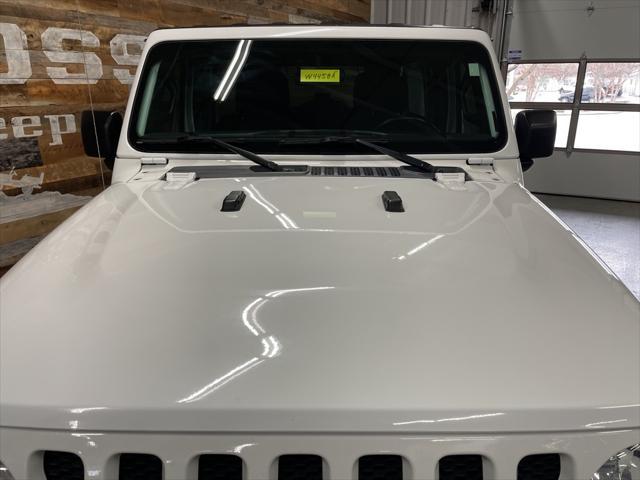 used 2019 Jeep Wrangler Unlimited car, priced at $23,528