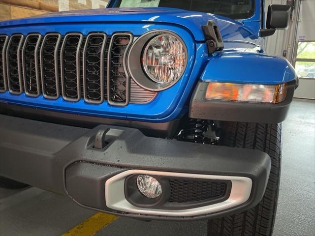 new 2025 Jeep Gladiator car, priced at $47,255