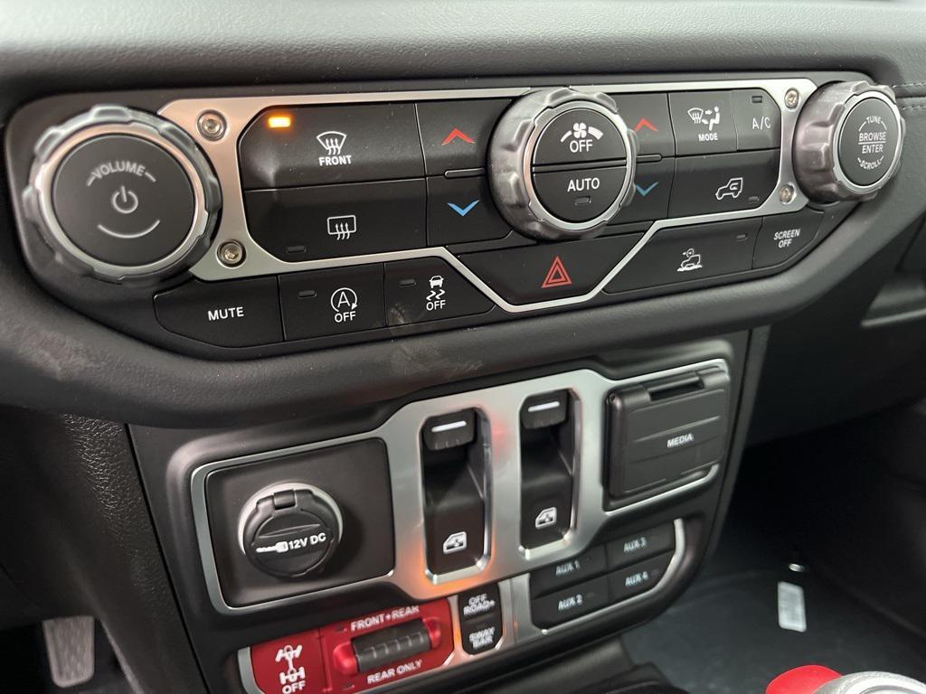 new 2026 Jeep Wrangler car, priced at $50,179