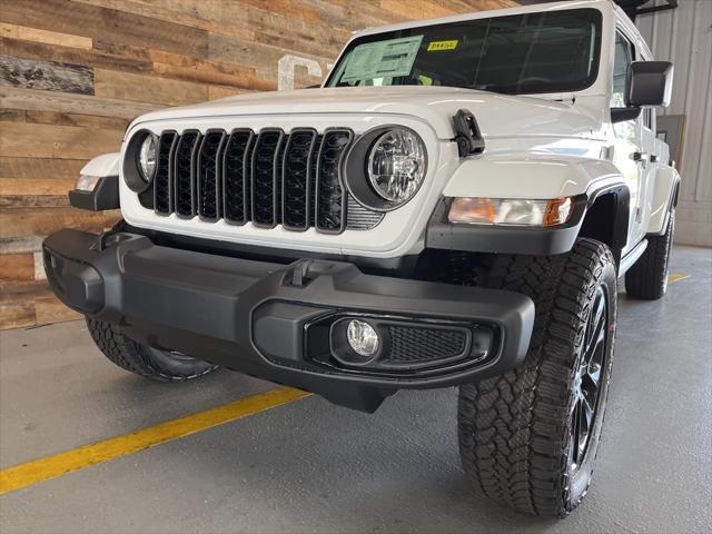 new 2024 Jeep Gladiator car, priced at $38,000