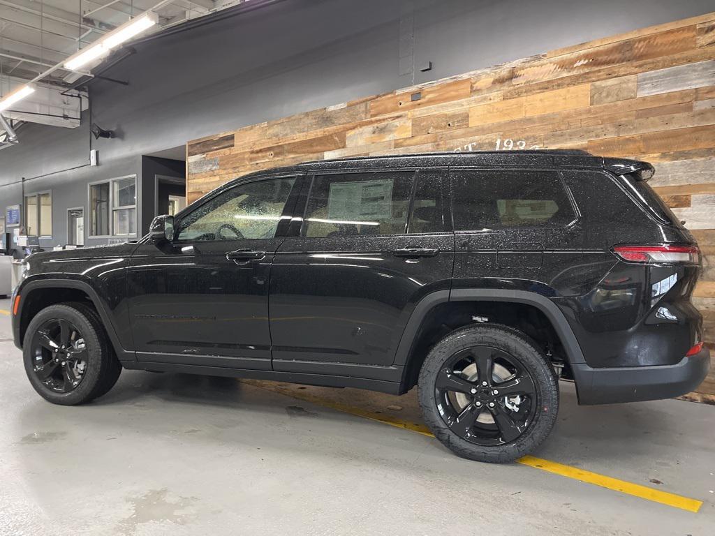 new 2025 Jeep Grand Cherokee L car, priced at $44,210