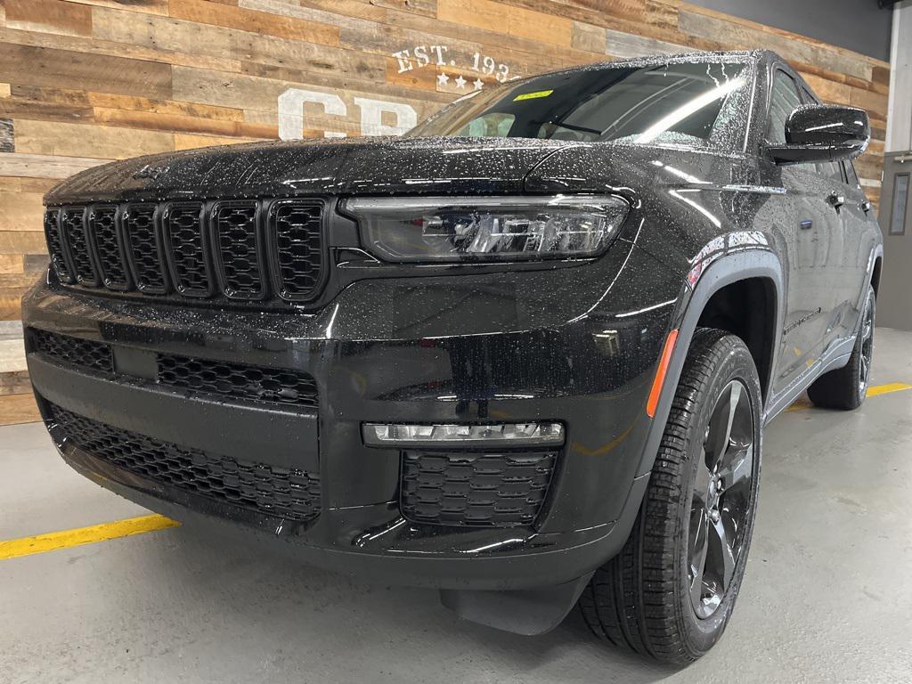 new 2025 Jeep Grand Cherokee L car, priced at $44,210
