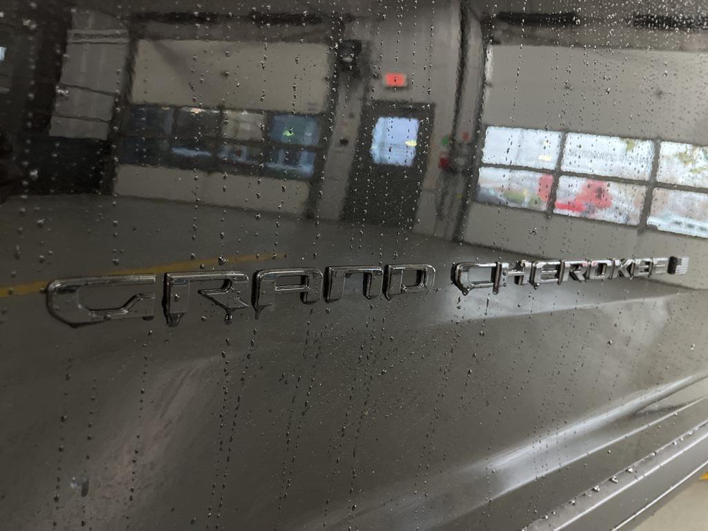 new 2025 Jeep Grand Cherokee L car, priced at $44,210