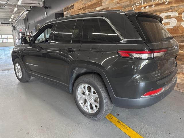 used 2023 Jeep Grand Cherokee car, priced at $36,000