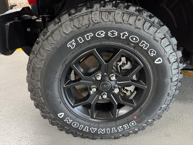 new 2025 Jeep Gladiator car, priced at $43,007