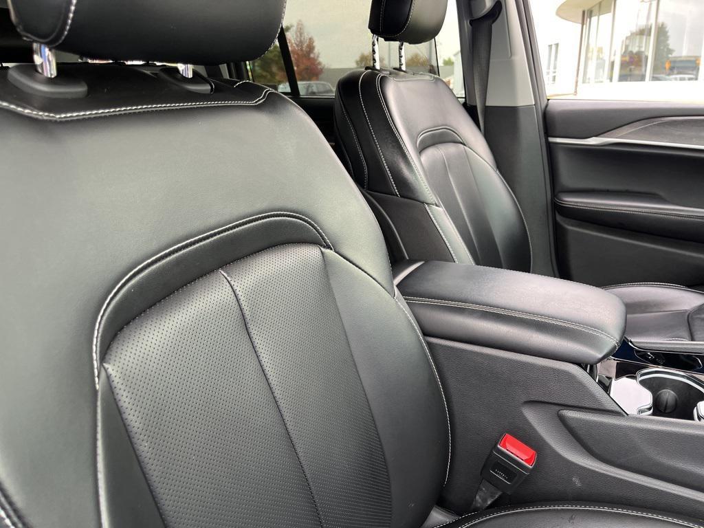 used 2023 Jeep Grand Cherokee 4xe car, priced at $29,110