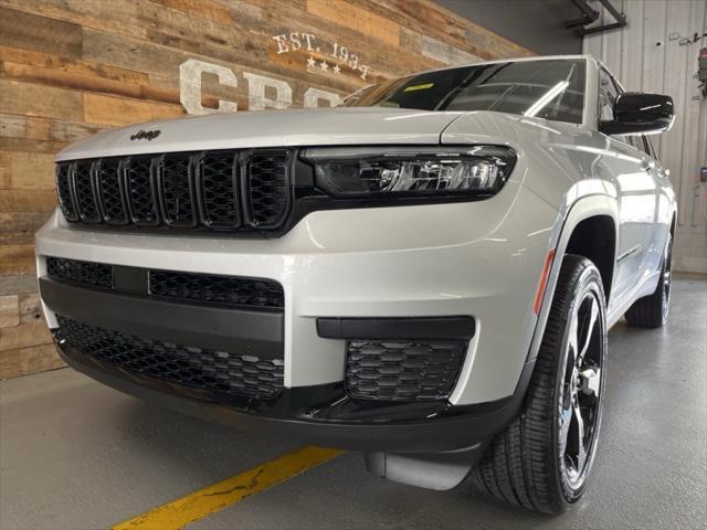 new 2025 Jeep Grand Cherokee L car, priced at $42,734