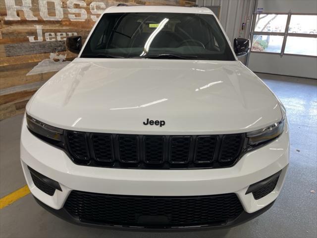 new 2025 Jeep Grand Cherokee car, priced at $41,089