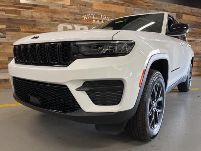 new 2025 Jeep Grand Cherokee car, priced at $41,089