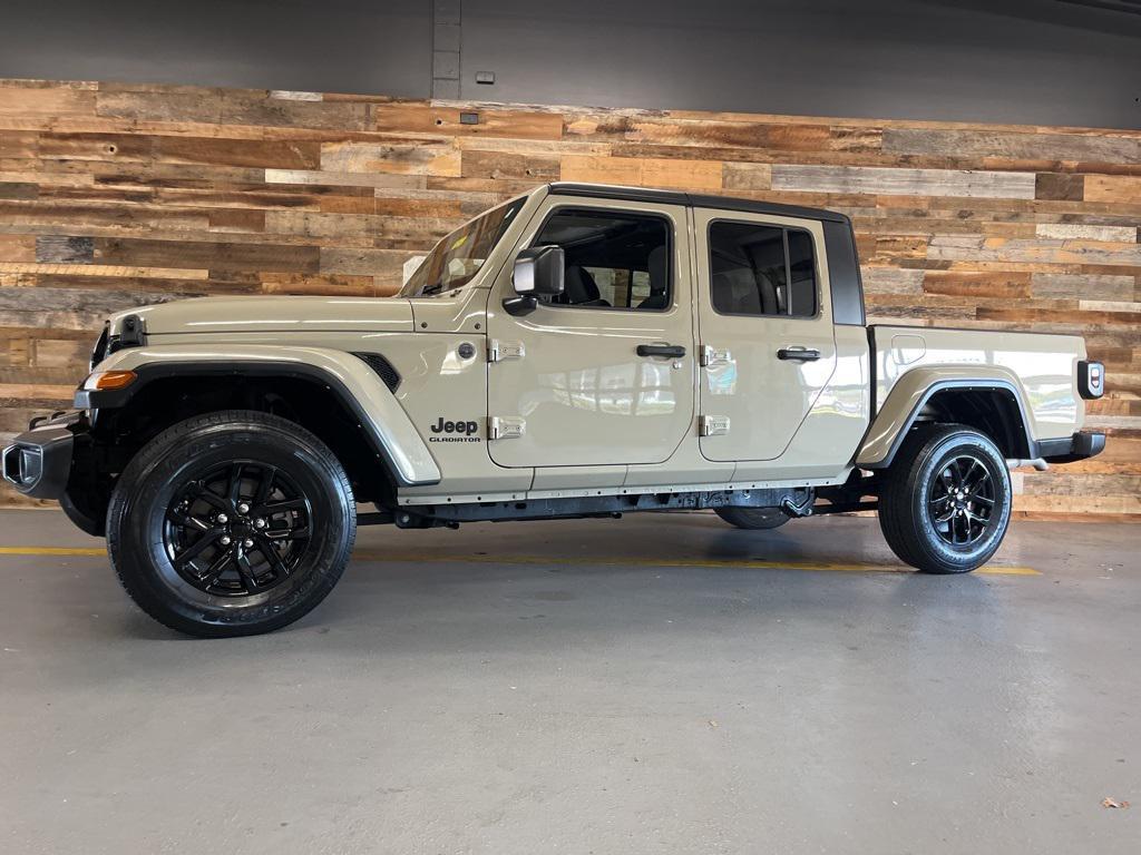 used 2022 Jeep Gladiator car, priced at $32,978