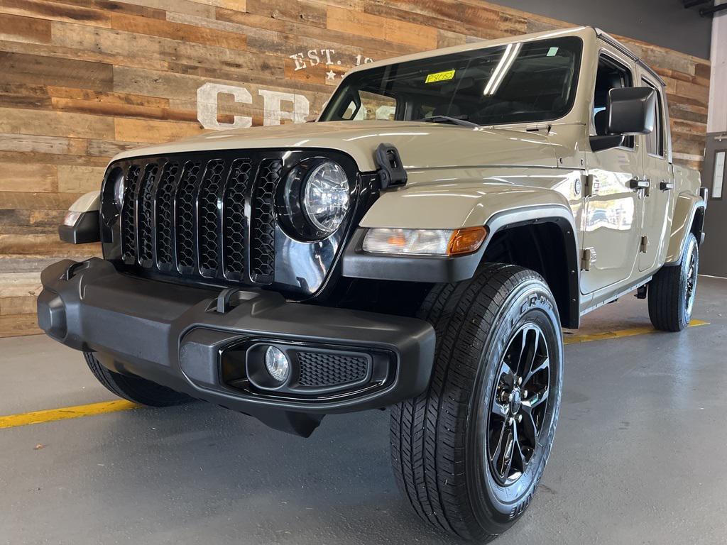 used 2022 Jeep Gladiator car, priced at $32,978