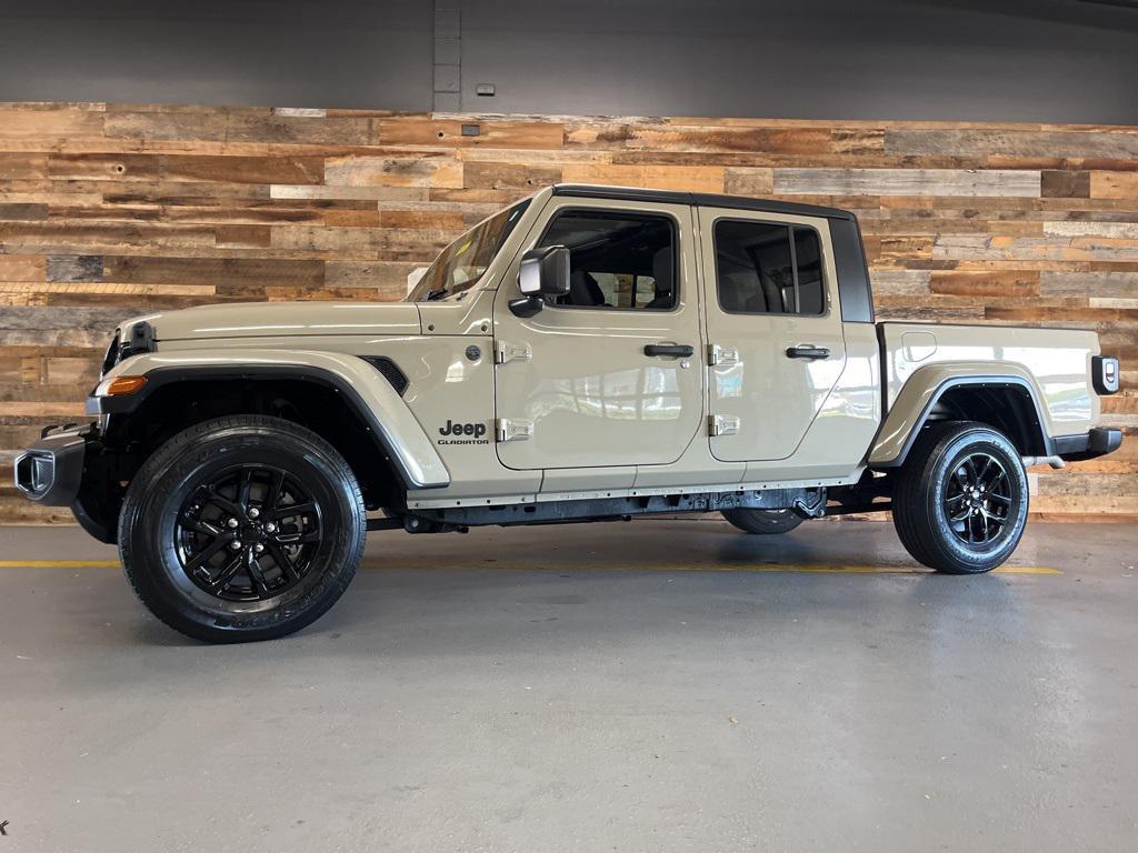 used 2022 Jeep Gladiator car, priced at $32,978