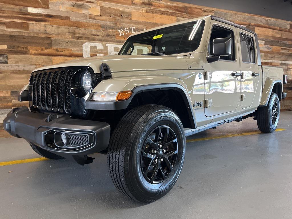 used 2022 Jeep Gladiator car, priced at $32,978