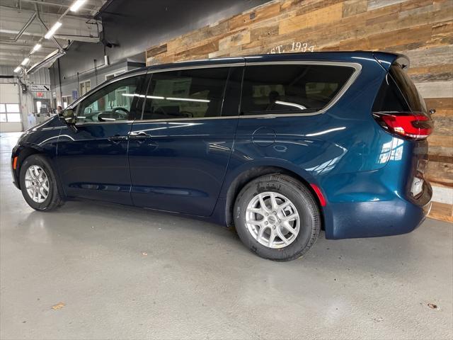 new 2025 Chrysler Pacifica car, priced at $39,000