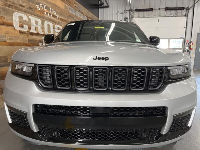 new 2025 Jeep Grand Cherokee L car, priced at $69,739