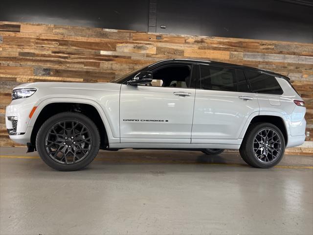 new 2025 Jeep Grand Cherokee L car, priced at $69,739