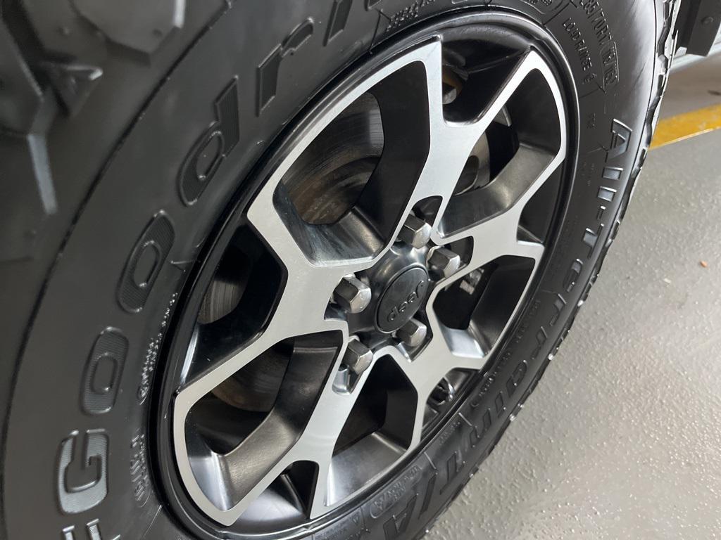 used 2021 Jeep Wrangler Unlimited car, priced at $34,565