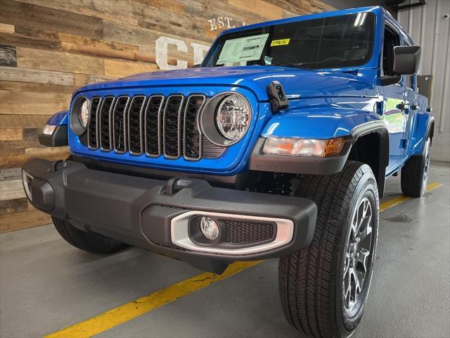new 2025 Jeep Gladiator car, priced at $47,255
