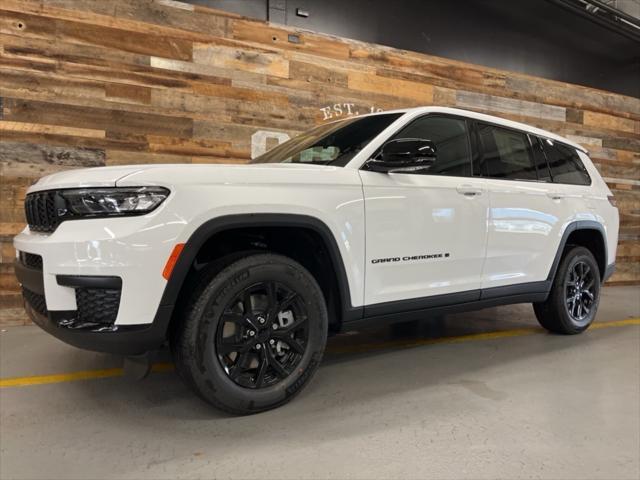 new 2025 Jeep Grand Cherokee L car, priced at $44,178