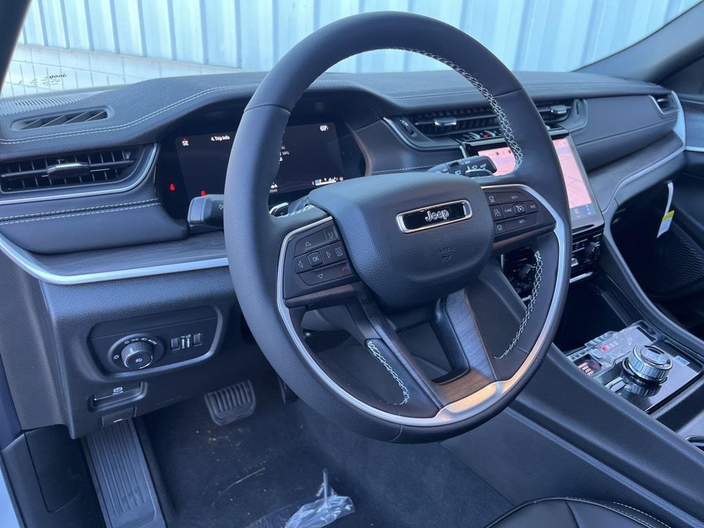 new 2025 Jeep Grand Cherokee L car, priced at $47,344