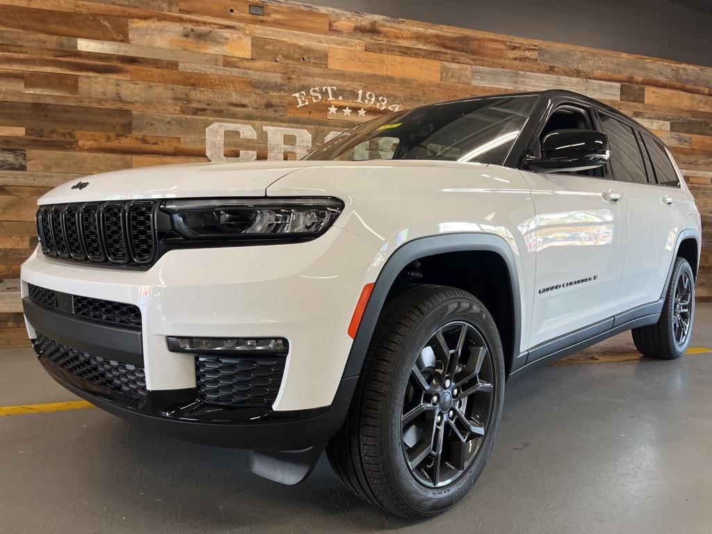 new 2025 Jeep Grand Cherokee L car, priced at $47,344