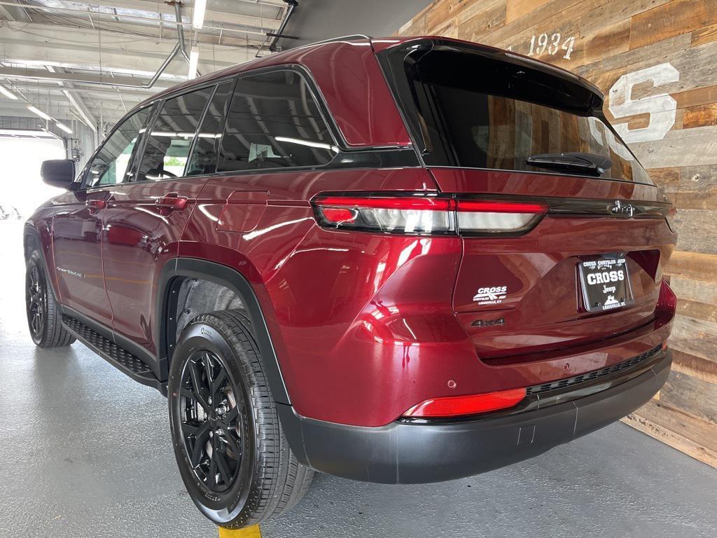 used 2024 Jeep Grand Cherokee car, priced at $33,620
