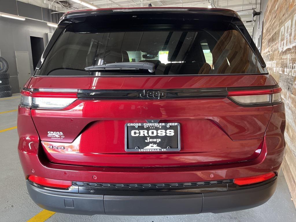 used 2024 Jeep Grand Cherokee car, priced at $33,620