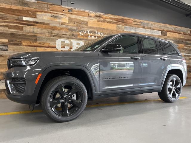 new 2025 Jeep Grand Cherokee car, priced at $40,970