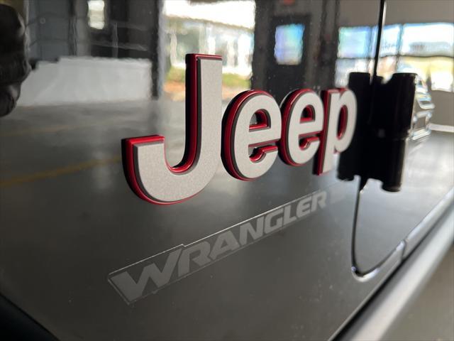 new 2025 Jeep Wrangler car, priced at $56,802