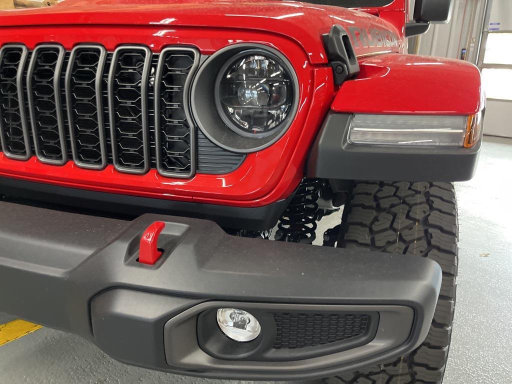 new 2025 Jeep Gladiator car, priced at $46,000