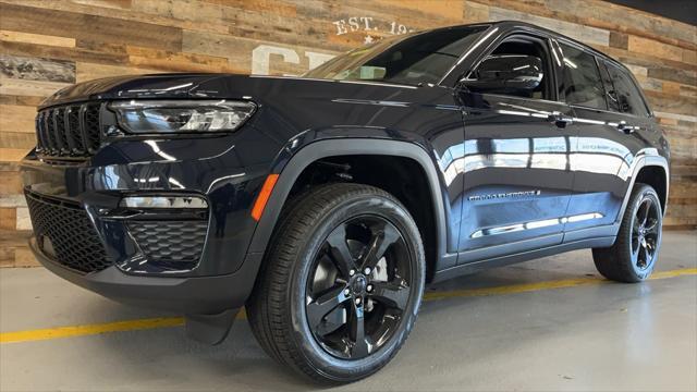 new 2024 Jeep Grand Cherokee car, priced at $55,535