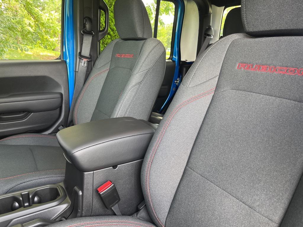 new 2025 Jeep Gladiator car, priced at $47,000