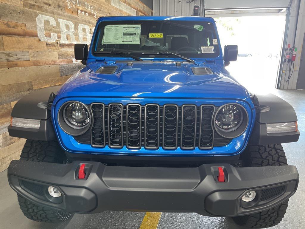 new 2025 Jeep Gladiator car, priced at $47,000