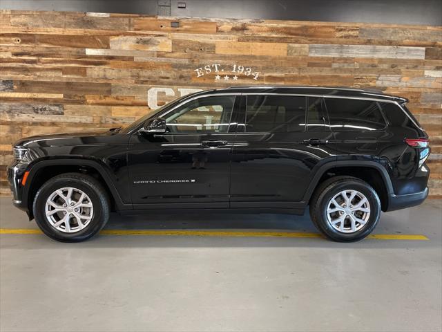 used 2022 Jeep Grand Cherokee L car, priced at $35,589