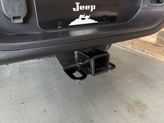 new 2025 Jeep Gladiator car, priced at $50,480
