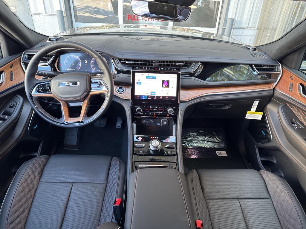 new 2025 Jeep Grand Cherokee L car, priced at $61,041