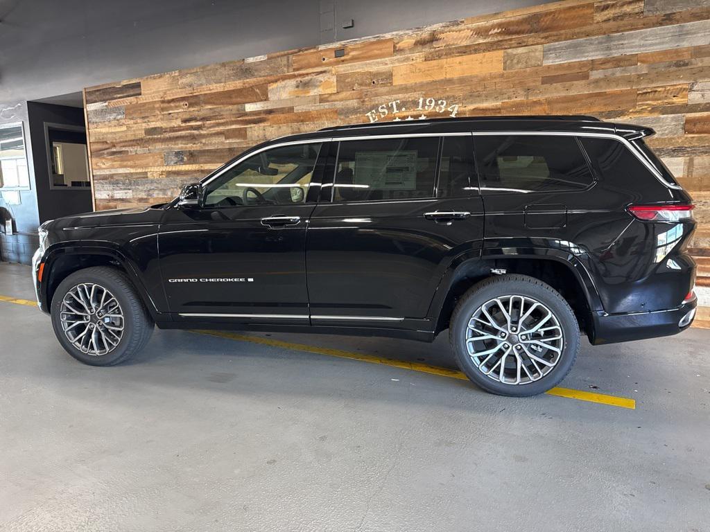 new 2025 Jeep Grand Cherokee L car, priced at $61,041