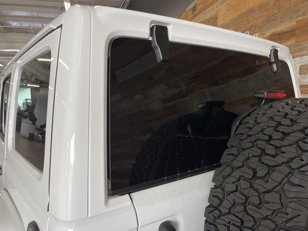 new 2025 Jeep Wrangler car, priced at $72,565