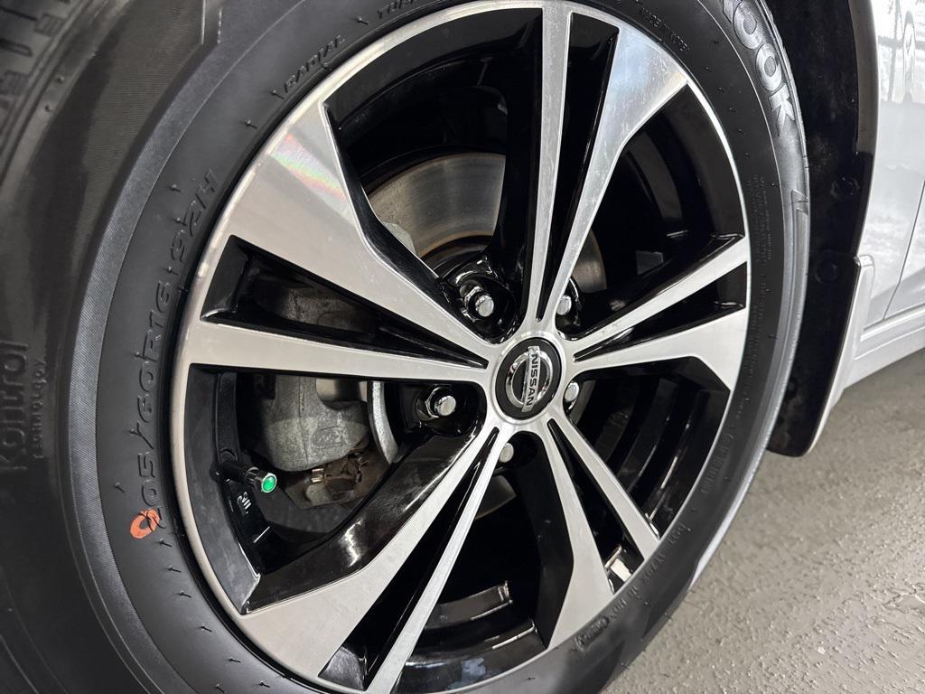 used 2023 Nissan Sentra car, priced at $17,752