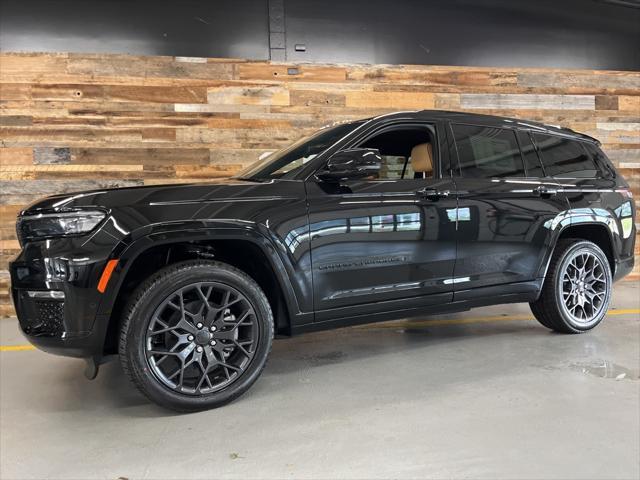 new 2025 Jeep Grand Cherokee L car, priced at $66,582