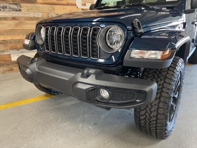 new 2025 Jeep Gladiator car, priced at $43,185