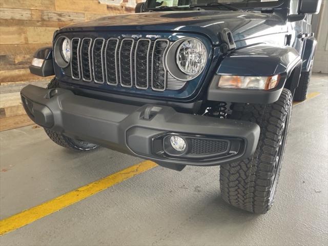 new 2025 Jeep Gladiator car, priced at $42,285