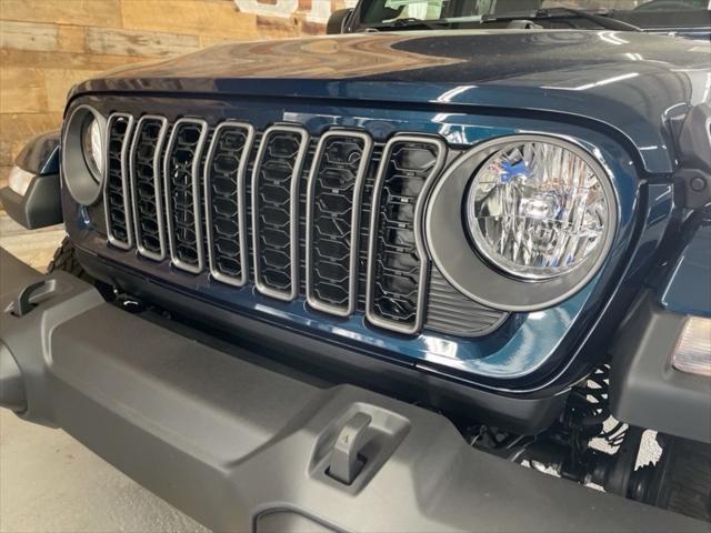 new 2025 Jeep Gladiator car, priced at $42,285
