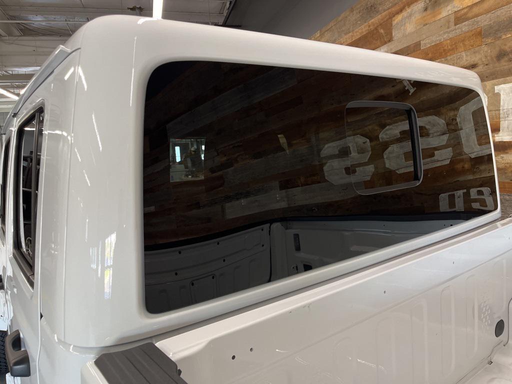 used 2025 Jeep Gladiator car, priced at $35,000