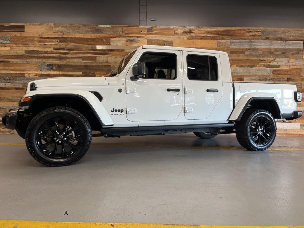 used 2025 Jeep Gladiator car, priced at $35,000