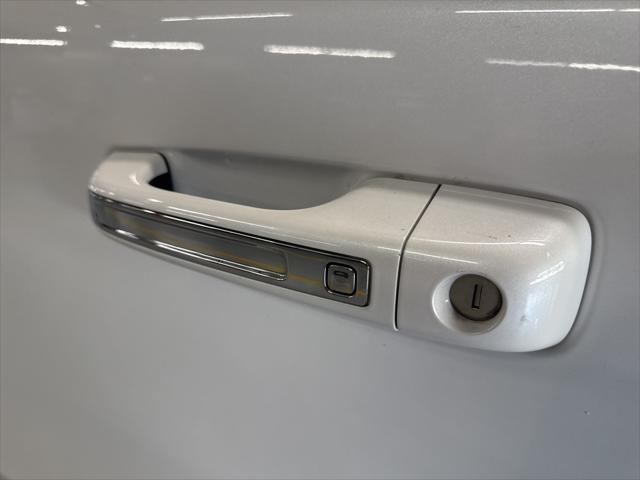 used 2019 Ram 1500 car, priced at $32,000