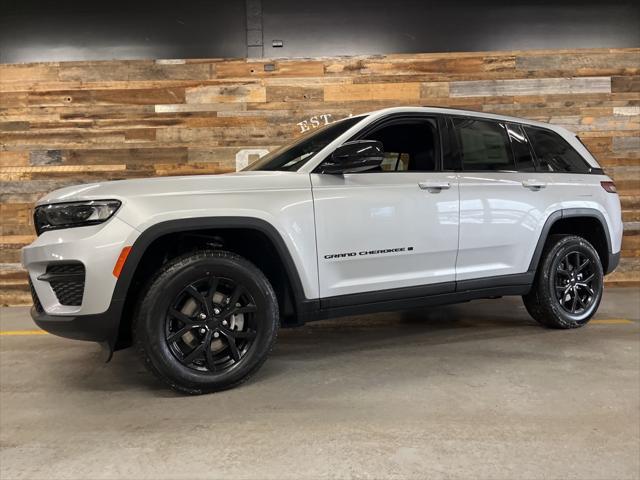 new 2025 Jeep Grand Cherokee car, priced at $41,609