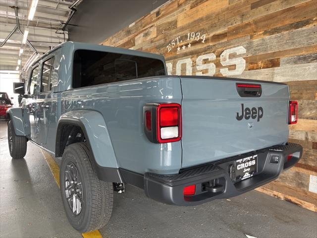 new 2025 Jeep Gladiator car, priced at $42,761